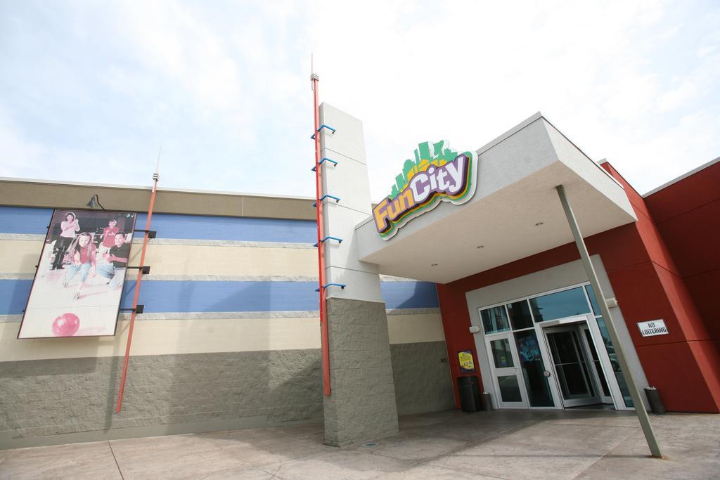 Fun City Resort Hotel Burlington Exteriér fotografie